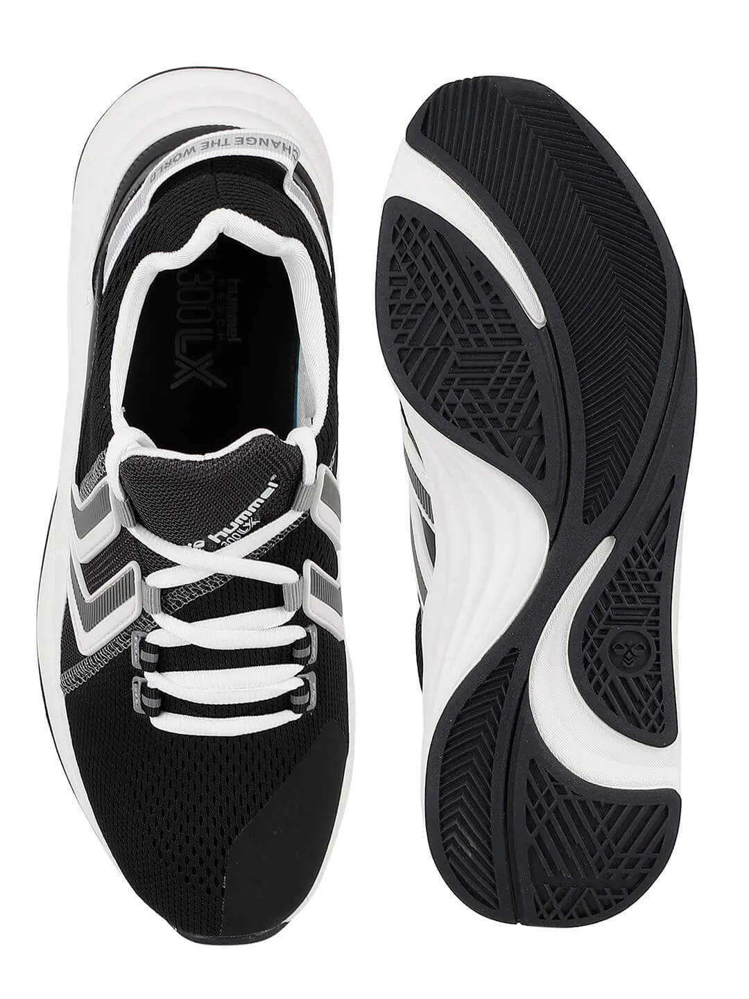 Reach Lx 300 Men Black Training Shoes